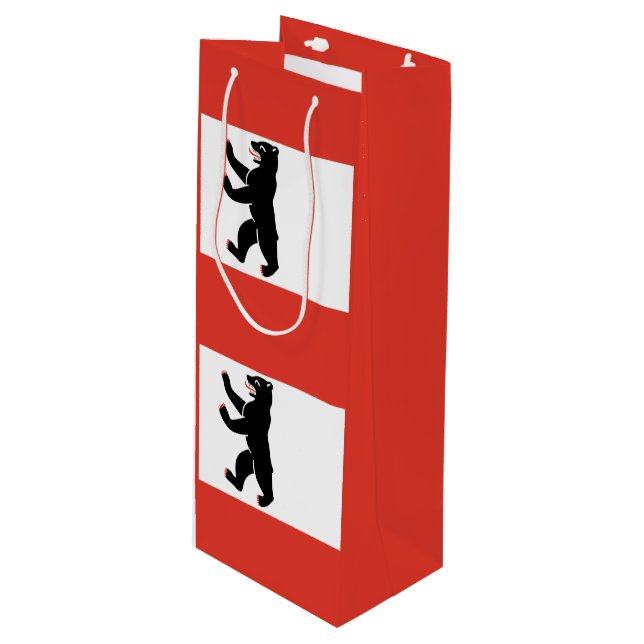 Flag of Berlin Wine Gift Bag (Front Angled)