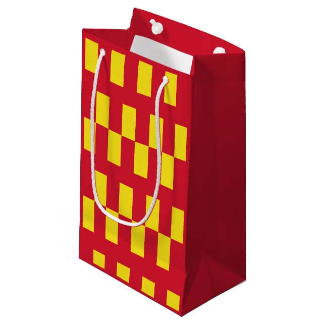 Flag of Northumberland Small Gift Bag (Front Angled)
