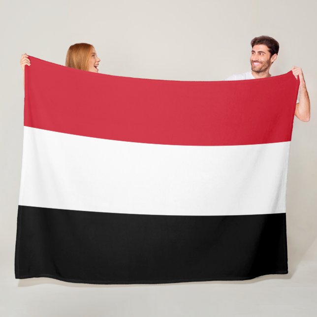 Flag of Yemen Fleece Blanket (In Situ)