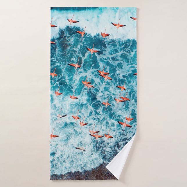 Flamingos flying on the beach of caribbean sea, Lo Bath Towel (Bath Towel)