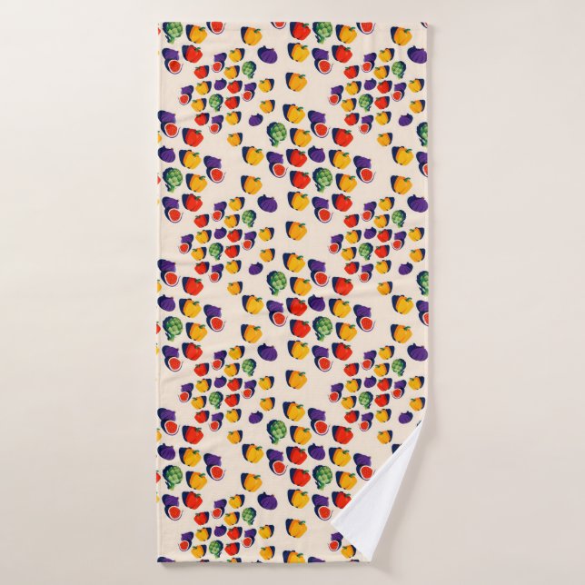 Flat lay pattern of figs bell peppers bath towel (Bath Towel)