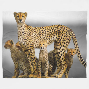 Fleece Blanket/Cheetah & Cubs Blanket