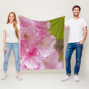 Fleece Blanket With The Softest Pink Flowers