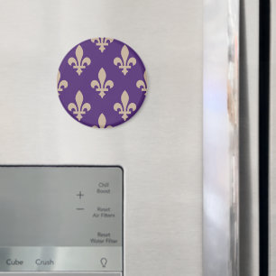 Fleur de Lis Pattern, Royal French Cream on Purple Magnet