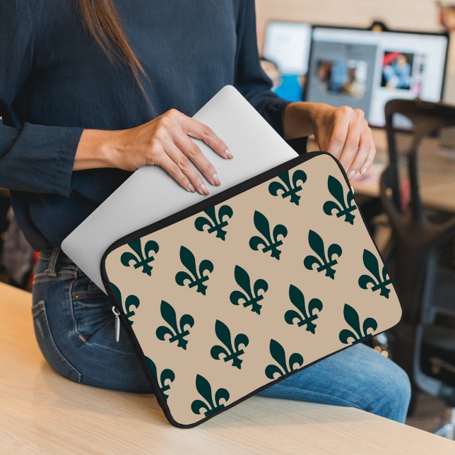 Fleur de Lis Pattern, Royal French Green on Cream Laptop Sleeve (Creator Uploaded)