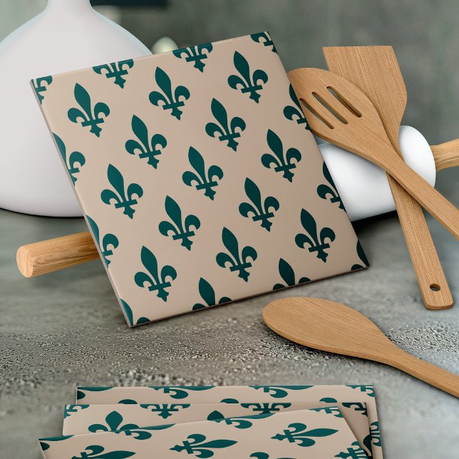 Fleur de Lis Pattern, Royal French Green on Cream Tile (Creator Uploaded)