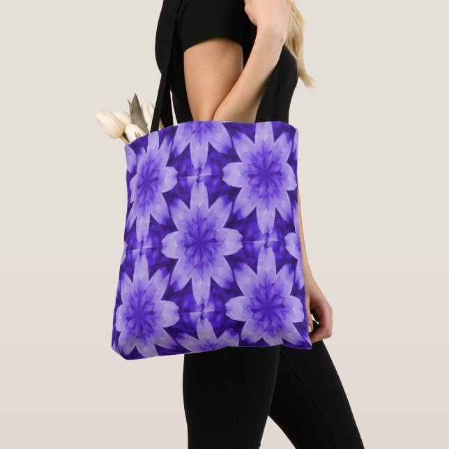 Floating Wisdom...... Tote Bag (Close Up)
