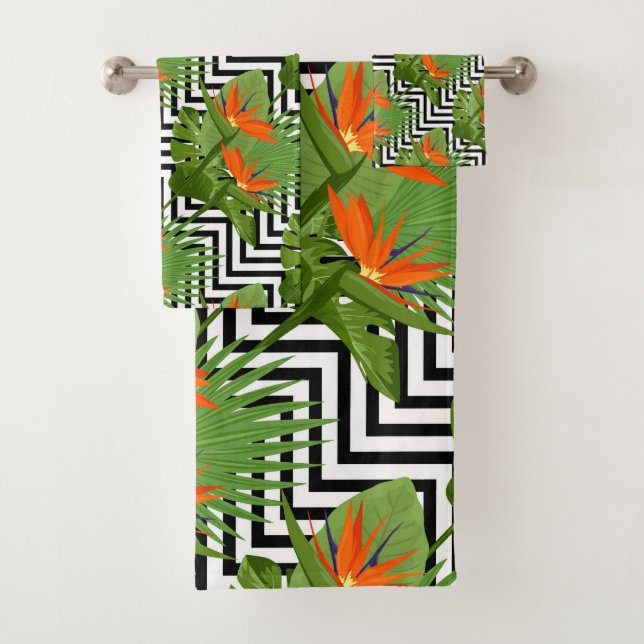 Floral Bird of Paradise Chevron Pattern Strelitzia Bath Towel Set (Insitu)