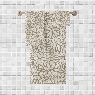 Floral Bloom Watercolor Pattern Bath Towel Set