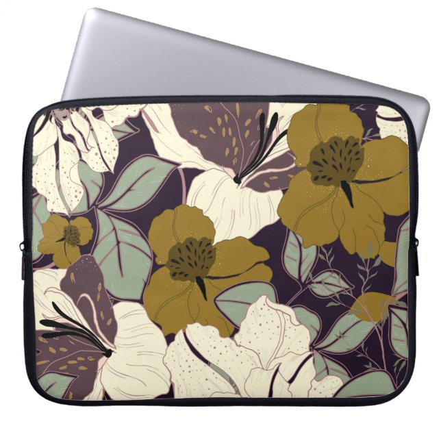 Floral elegance, vintage leaf pattern. laptop sleeve (Front)