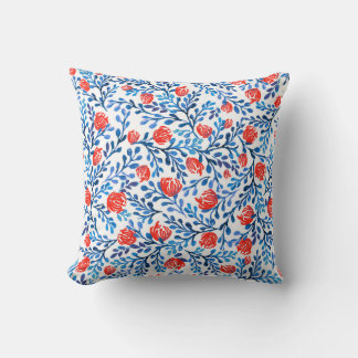 Floral Leaves: Seamless Nature Pattern Cushion