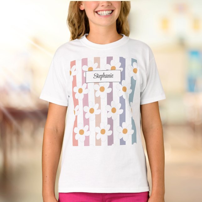 Floral Modern Daisy Girly T-Shirt (Creator Uploaded)