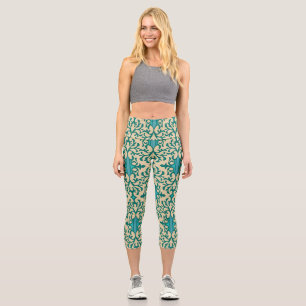 Floral Ornament: Fashionable Modern Seamless Capri Leggings