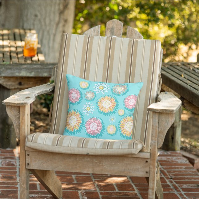 Floral outdoor pillow  (Chair)