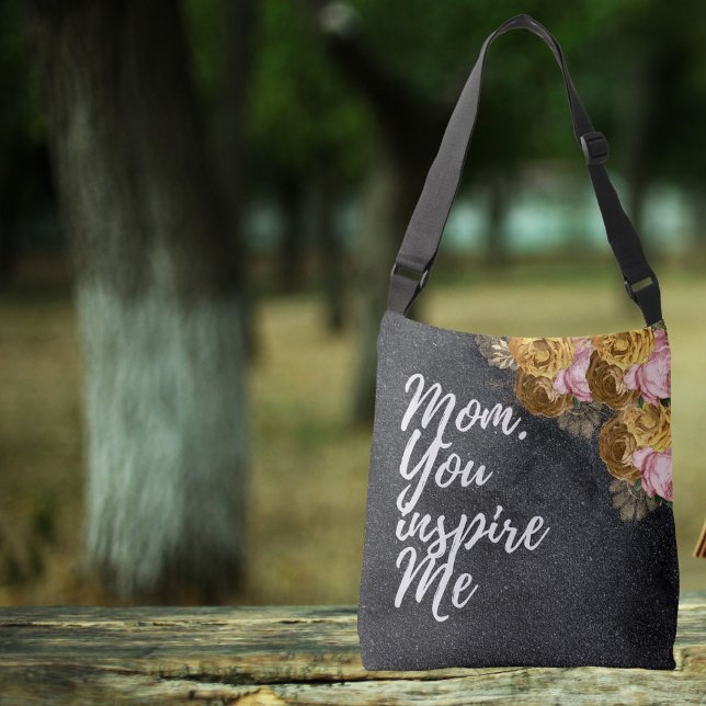 Floral Personalised Bag Gift For Moms (Creator Uploaded)