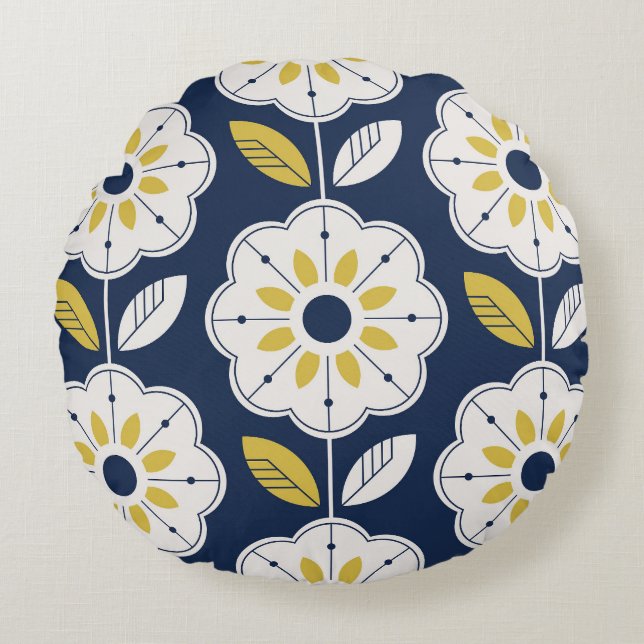 Floral Scandinavian Style Seamless Pattern Round Cushion (Front)