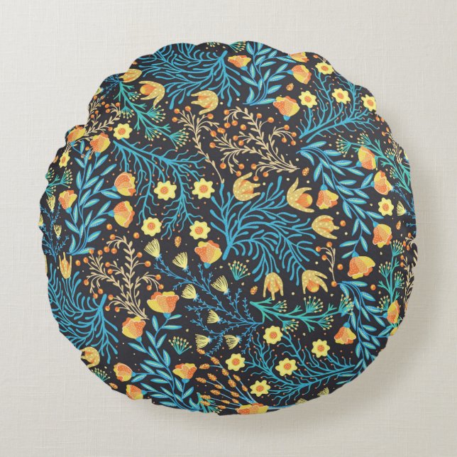 Floral seamless pattern. Hand drawn creative flowe Round Cushion (Front)
