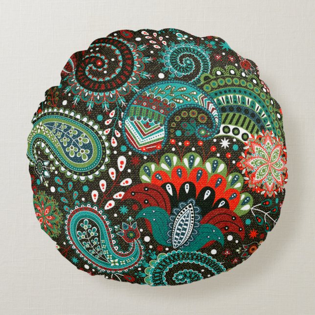 Floral seamless pattern with paisley elements round cushion (Front)