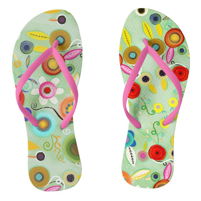 Floral wonder Pair of Flip Flops (Footbed)