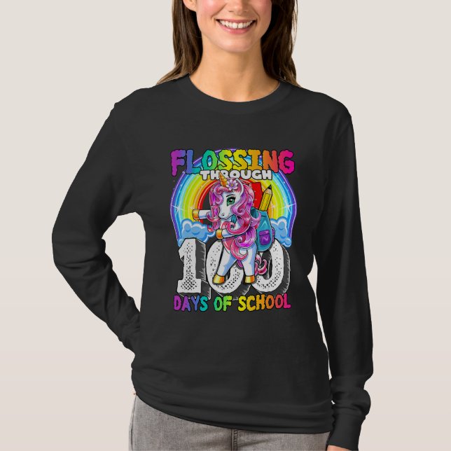Flossing Through 100 Days Of School Flossing Unico T-Shirt (Front)