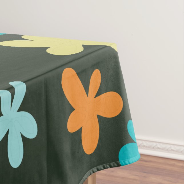 flower composition tablecloth (In Situ)