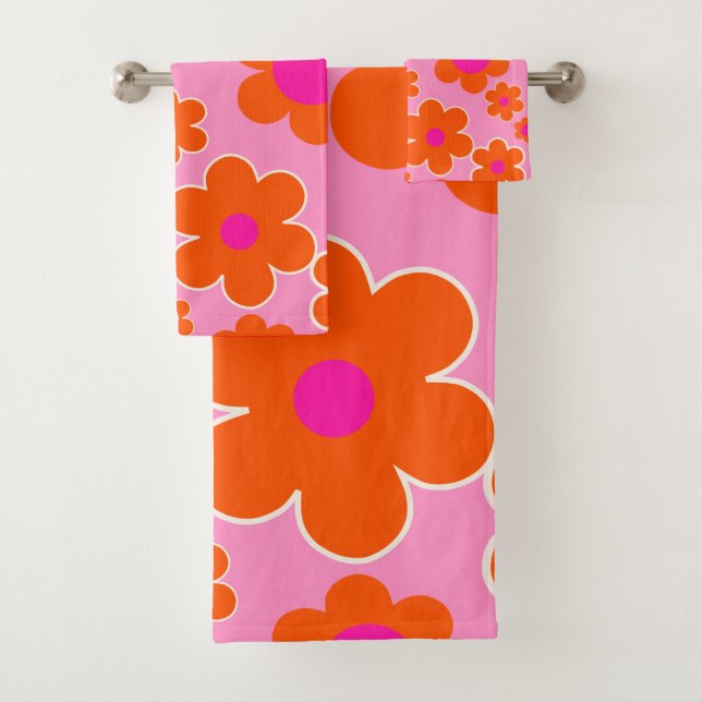 Flower Market Amsterdam Retro Flowers Pink Orange Bath Towel Set (Insitu)