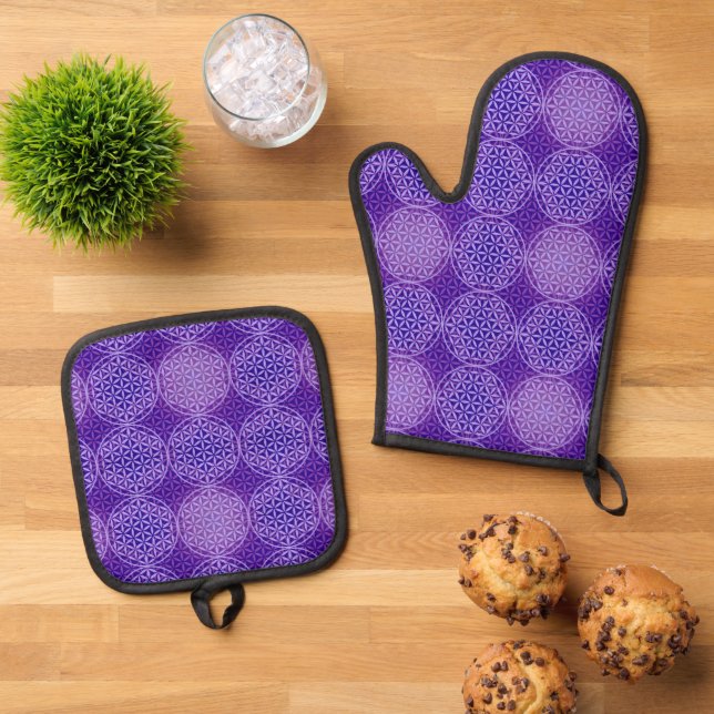FLOWER OF LIFE - PATTERN 16 OVEN MITT & POT HOLDER SET (Top Down)