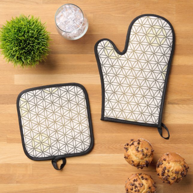 FLOWER OF LIFE - PATTERN 3 OVEN MITT & POT HOLDER SET (Top Down)