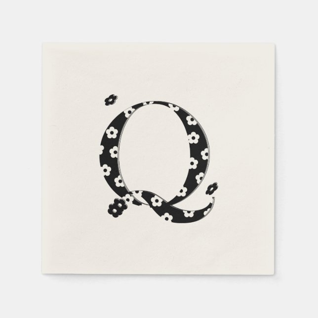 Flower Pattern Letter Q Napkin (Front)