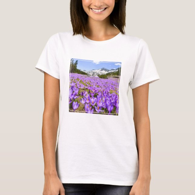 Flowers | Crocus Pirin Mountain Park Bulgaria T-Shirt (Front)