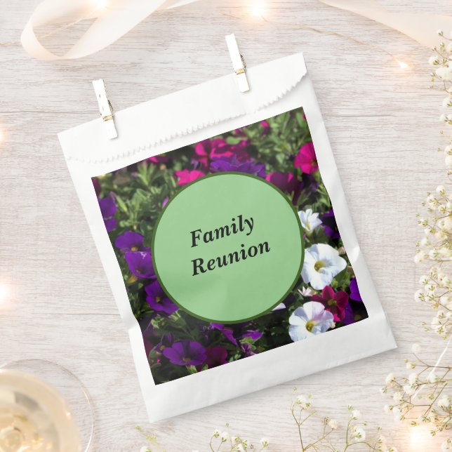 Flowers Family Reunion  Favour Bags (Clipped)