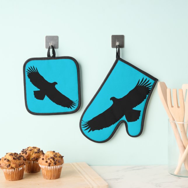 Flying Bald Eagle Oven Mitt & Pot Holder Set (Insitu(Hanging))