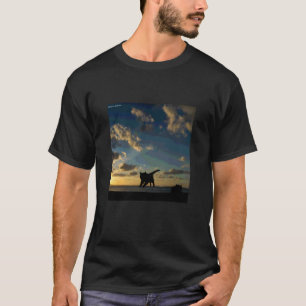 flying cat silhouette_001 T-Shirt