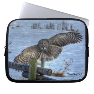Flying Great Grey Owl Raptor Winter Wildlife Photo Laptop Sleeve