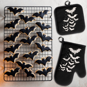 Flying Halloween Galaxy White Bats and Stars Oven Mitt & Pot Holder Set