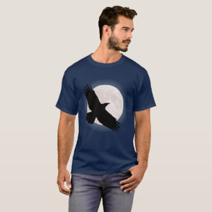 Flying raven with the moon behind it T-Shirt