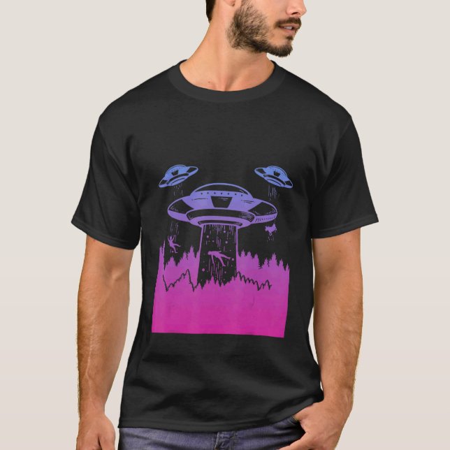 Flying Saucer UFO Astronauts are Aliens 5 T-Shirt (Front)