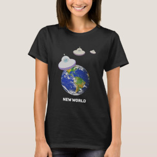 Flying saucers around the world T-Shirt