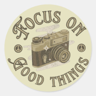 focus on good things positive saying classic round sticker