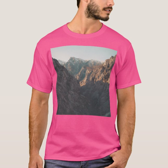 Foggy Mountains View Pattern Active T-Shirt (Front)
