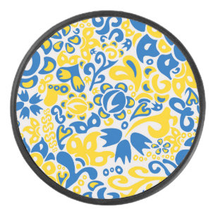 Folklore pattern with Ukrainian flag colours Hockey Puck