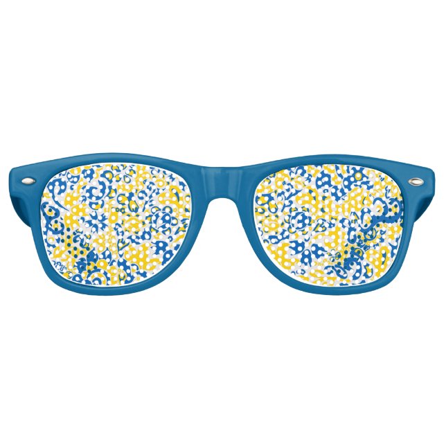Folklore pattern with Ukrainian flag colours Retro Sunglasses (Front)