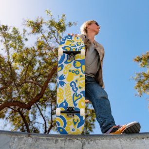 Folklore pattern with Ukrainian flag colours   Skateboard