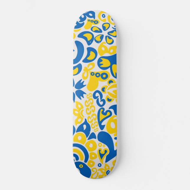 Folklore pattern with Ukrainian flag colours   Skateboard (Front)