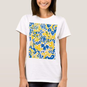 Folklore pattern with Ukrainian flag colours   T-Shirt