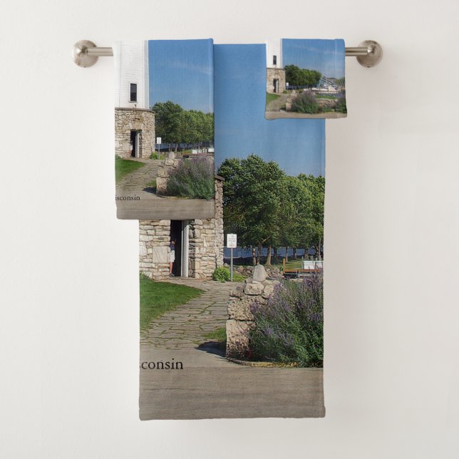 Fond Du Lac Lighthouse towel set (Insitu)