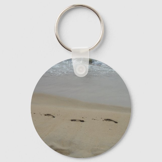 Footprints in the sand Keychain (Front)