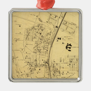Fordham Metal Tree Decoration