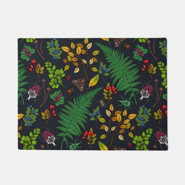 Forest berries, leaves and bugs on graphite black doormat (Front)