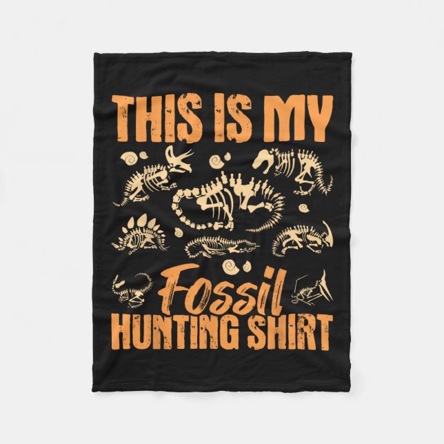 Fossil Hunting - Dinosaur Bones Paleontologist Pal Fleece Blanket (Front)